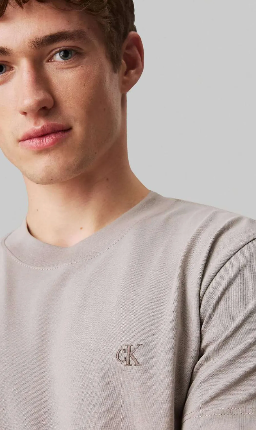 CALVIN KLEIN T-SHIRT - J30J326683