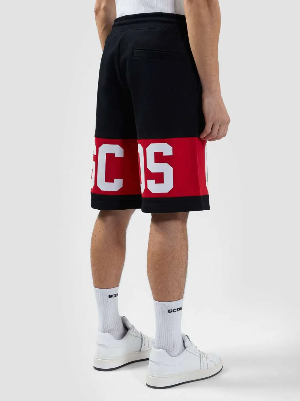 GCDS SWEATSHORTS UOMO -L228F004